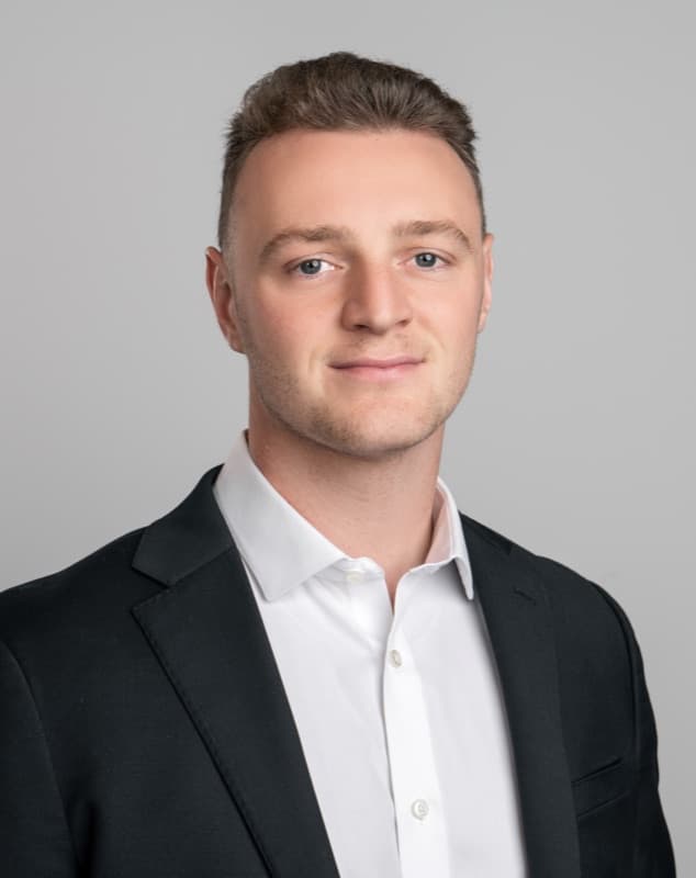 Parker McGovern, Mortgage Agent, Level 2